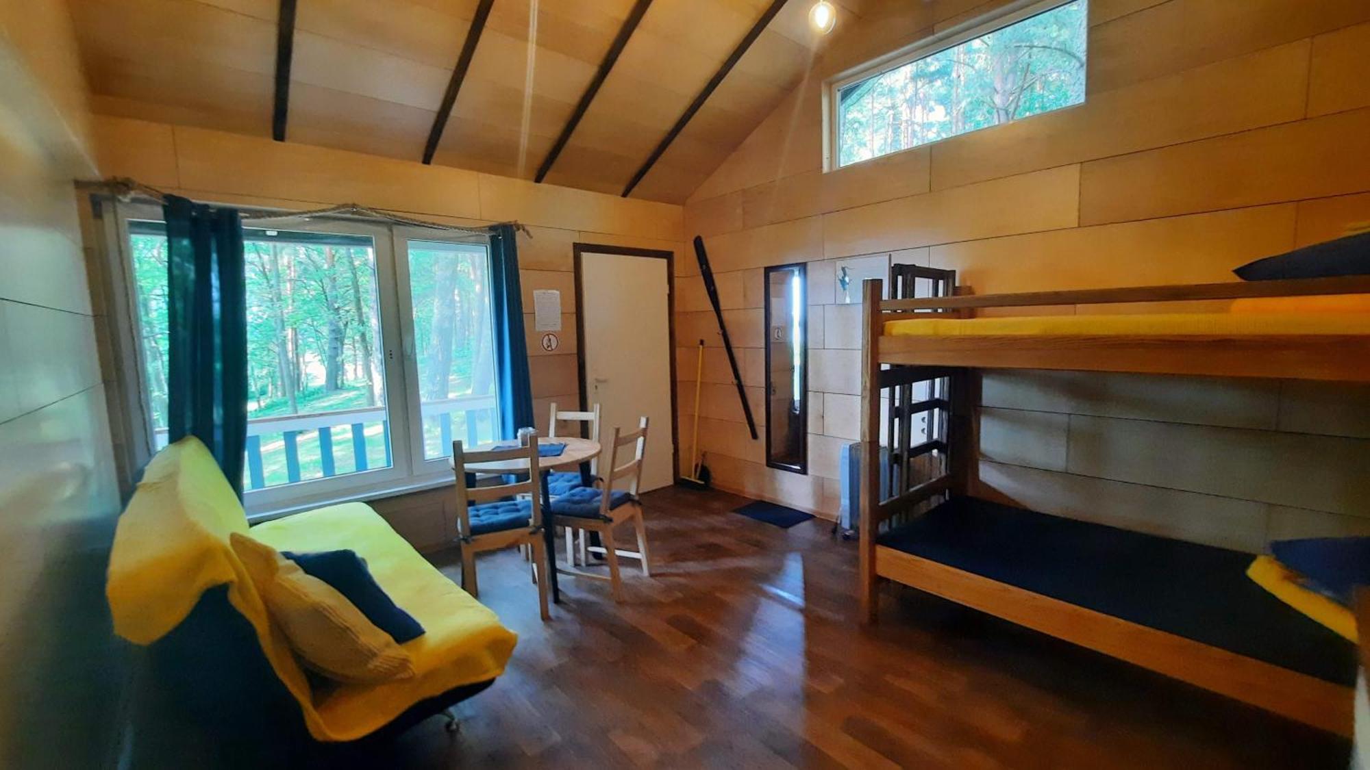 Kempings Ezerpriedes Camping *