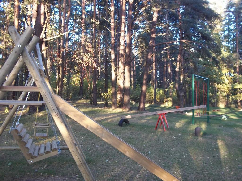 Campsite Kempings Ezerpriedes Burtnieki (Burtnieki)